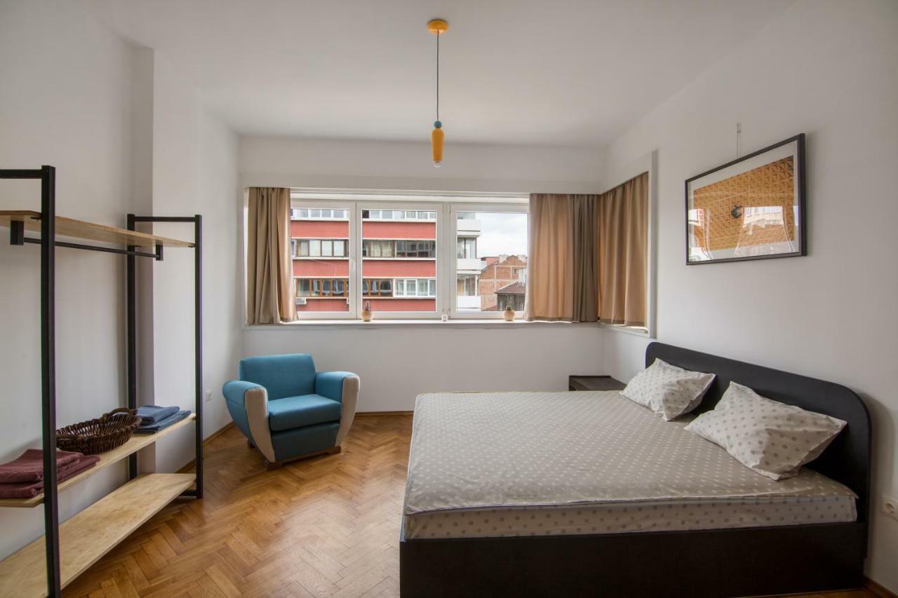 Design Apartment In Sofia Top City Center Dış mekan fotoğraf